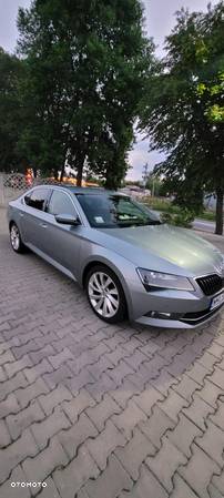 Skoda Superb 2.0 TDI Ambition DSG - 3