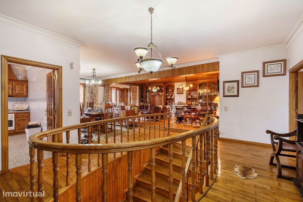 Moradia T5 em pedra em Vila Verde da Raia - Chaves-20