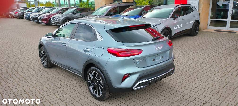 Kia XCeed 1.5 T-GDI M - 9