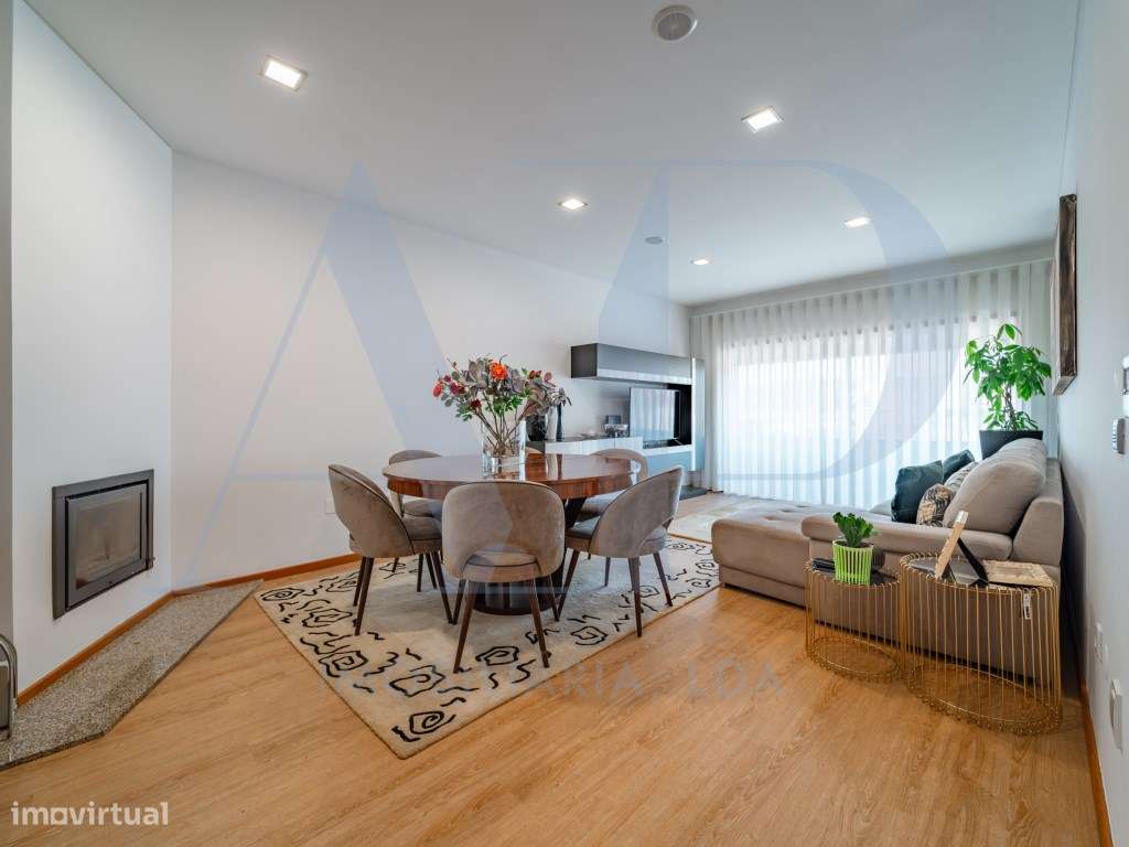 Apartamento T2 Premium com terraço, varanda e garagem fechada - jun... - Grande imagem: 3/24