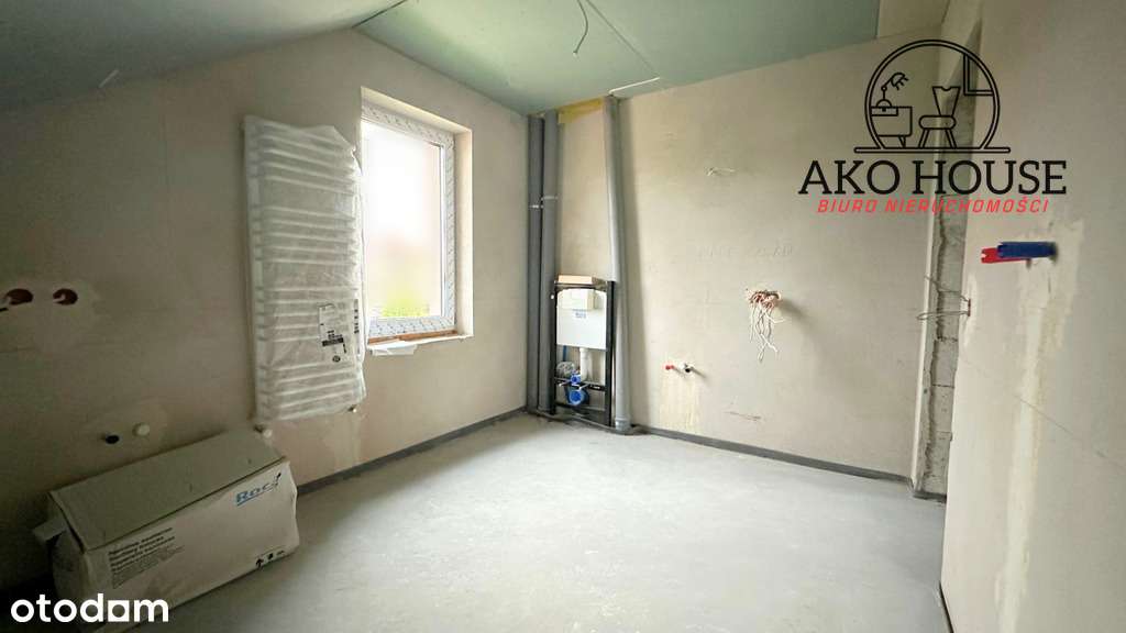 Wyjątkowy dom z potencjałem i dużym garażem!-9