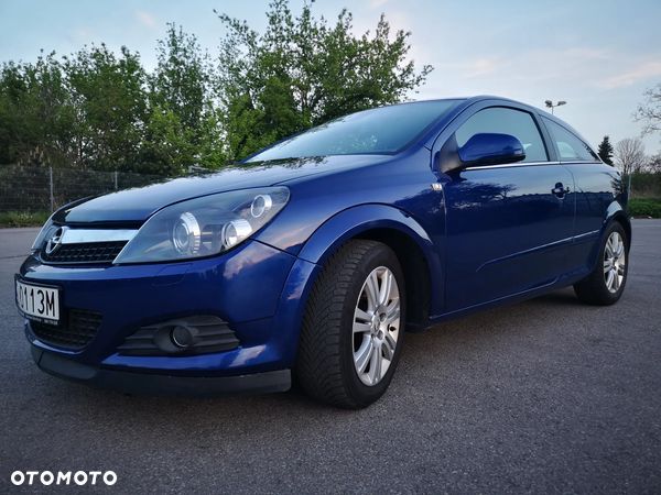 Opel Astra GTC 1.6 Turbo Sport - 1