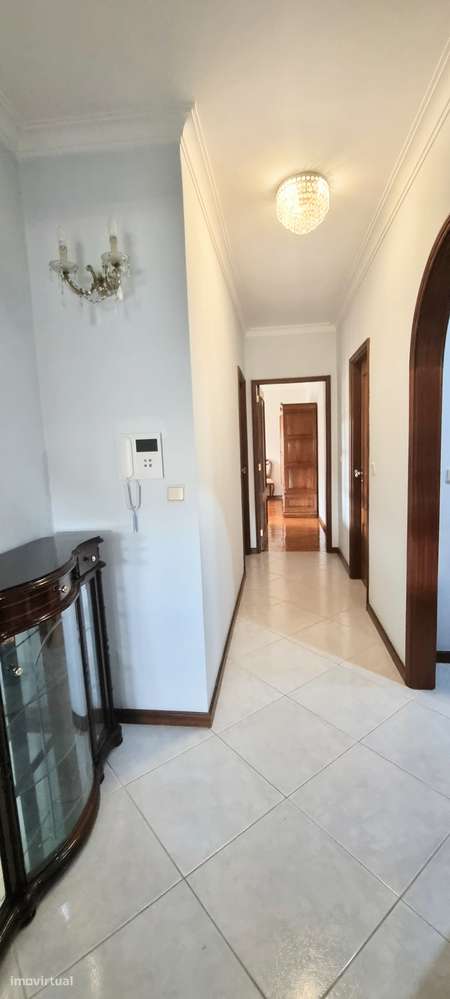 T4 com garagem Individual Rua Dom Afonso Henriques-22