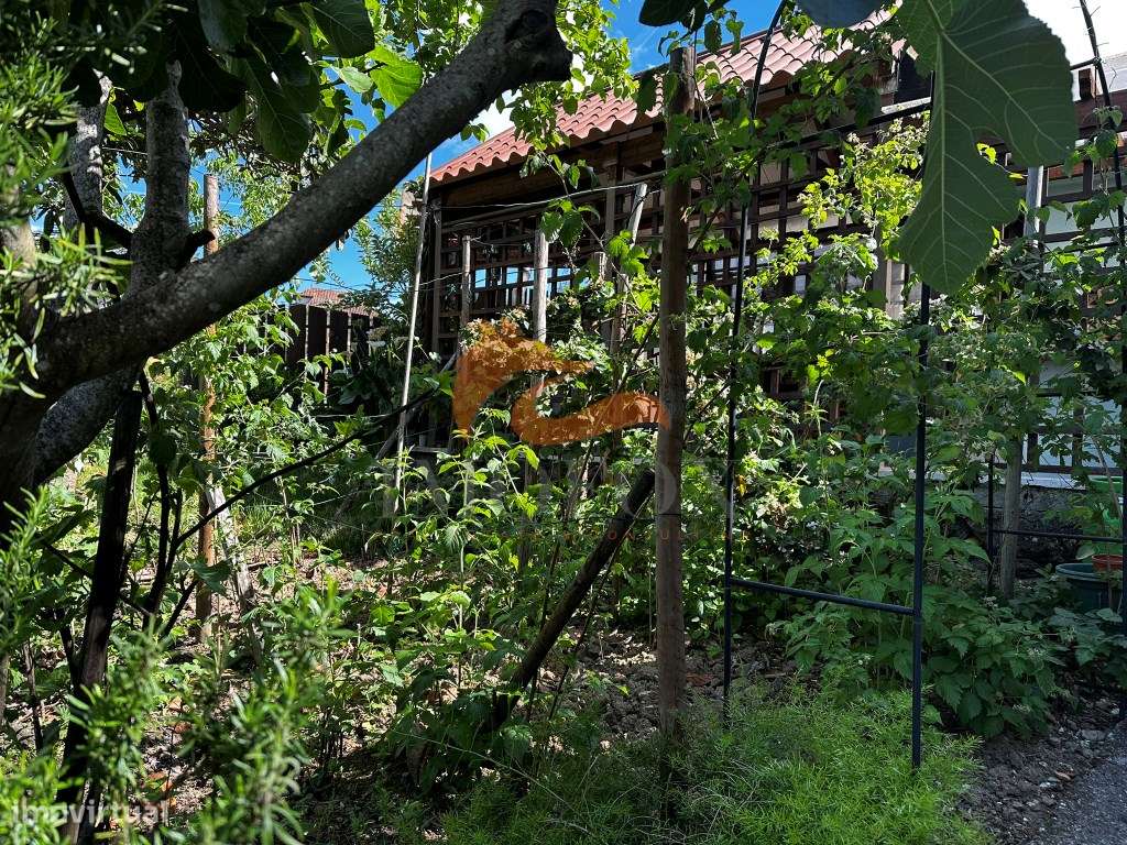 Moradia com jardim e pronta a habitar localizada na Ponte das 3 Ent...-30