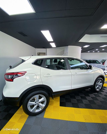 Nissan Qashqai 1.5 dCi N-Tec - 3