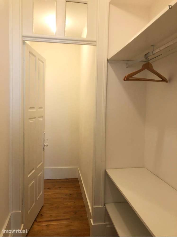 Apartamento com 1 quartos - localizado em Paranhos Porto - Grande imagem: 4/6