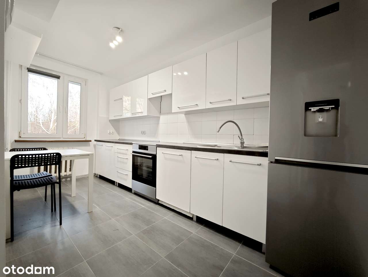 2 pokoje z balkonem i pięknym widokiem – gotowe do zamieszkania!-6