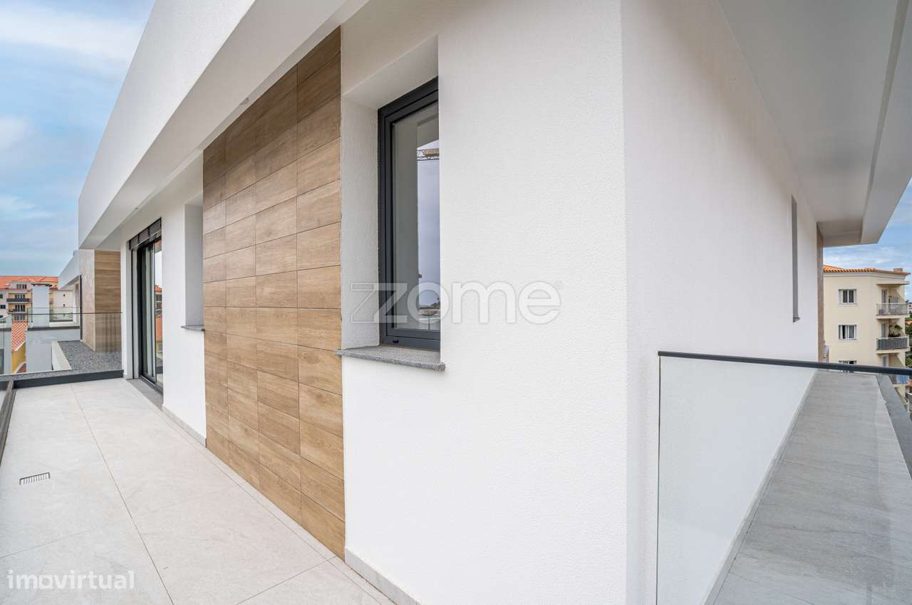 Apartamento T3 Penthouse com Vista Mar e Cidade no Caniço-31