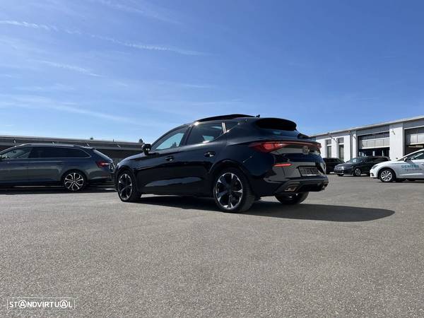 Cupra Leon 1.4 e-Hybrid MID DSG - 4