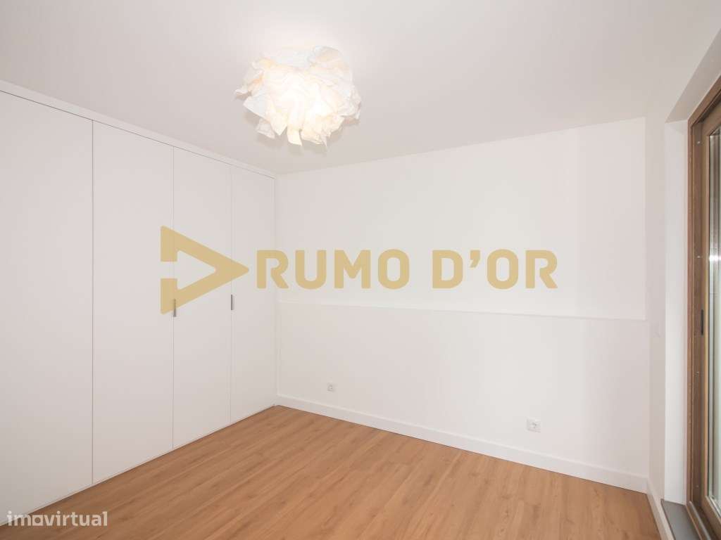 Moradia T3 em Freixial do Meio-20