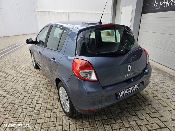 Renault Clio - 29