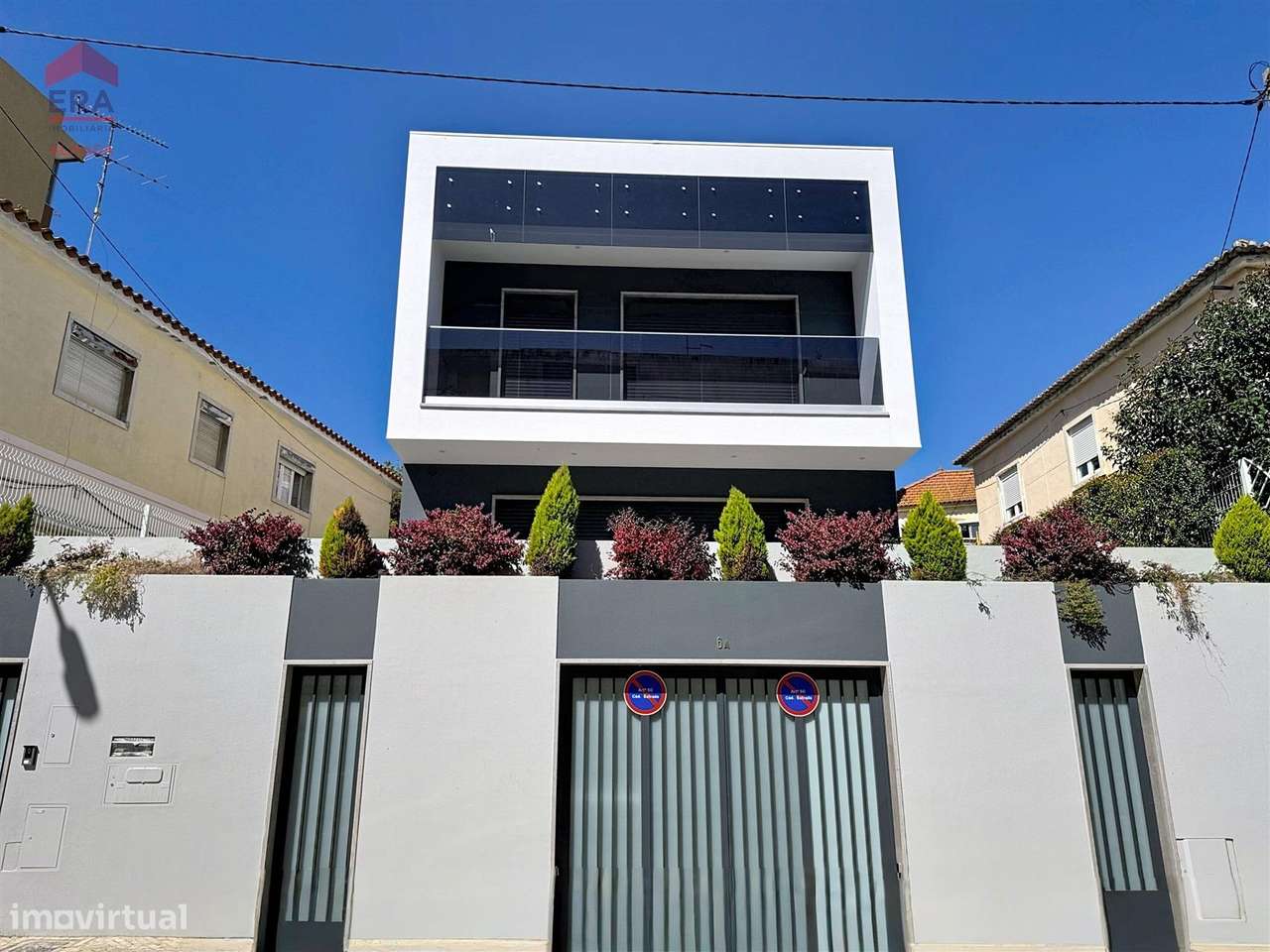 Moradia T5 em Almada, 5 suites Garagem Arrecadação - Grande imagem: 3/44