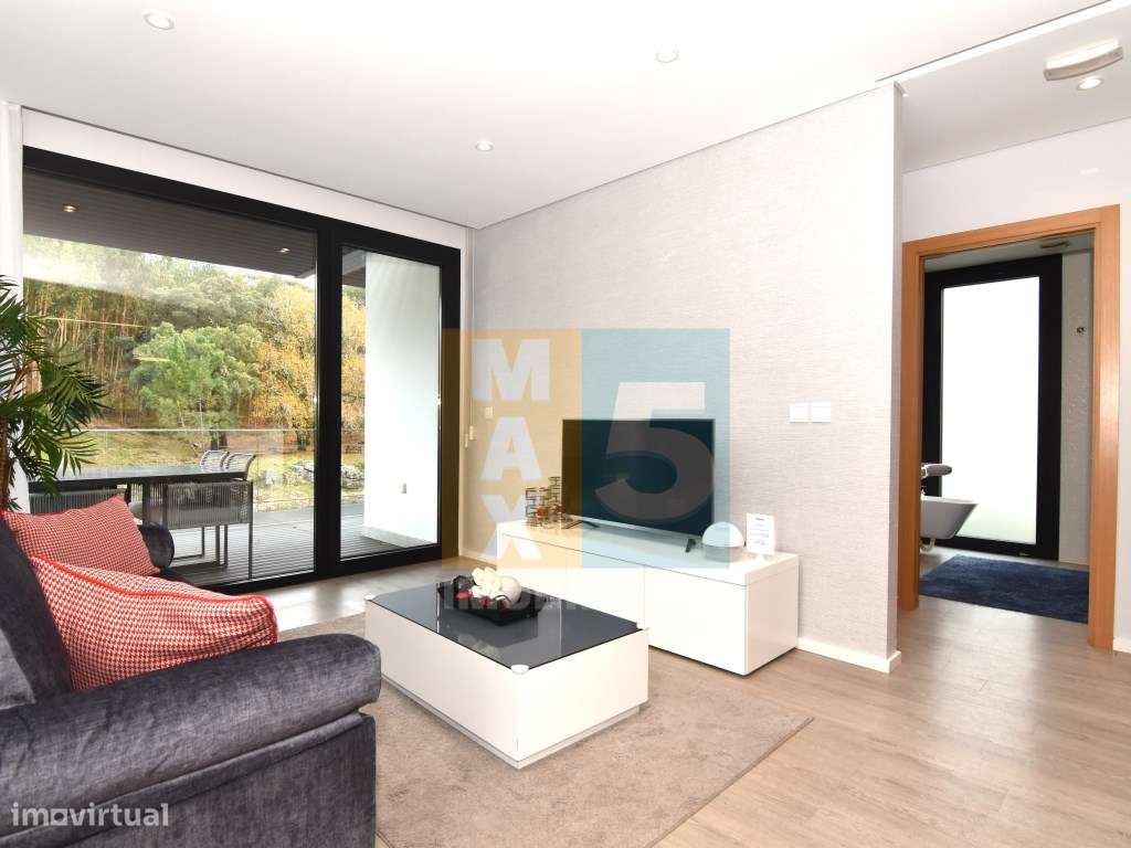 Villa com 4 moradias junto Praia Fluvial de Poço Corga - Castanheir...-11