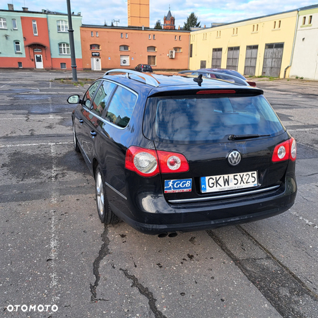 Volkswagen Passat 2.0 TDI DPF BlueMot Comfortline - 5