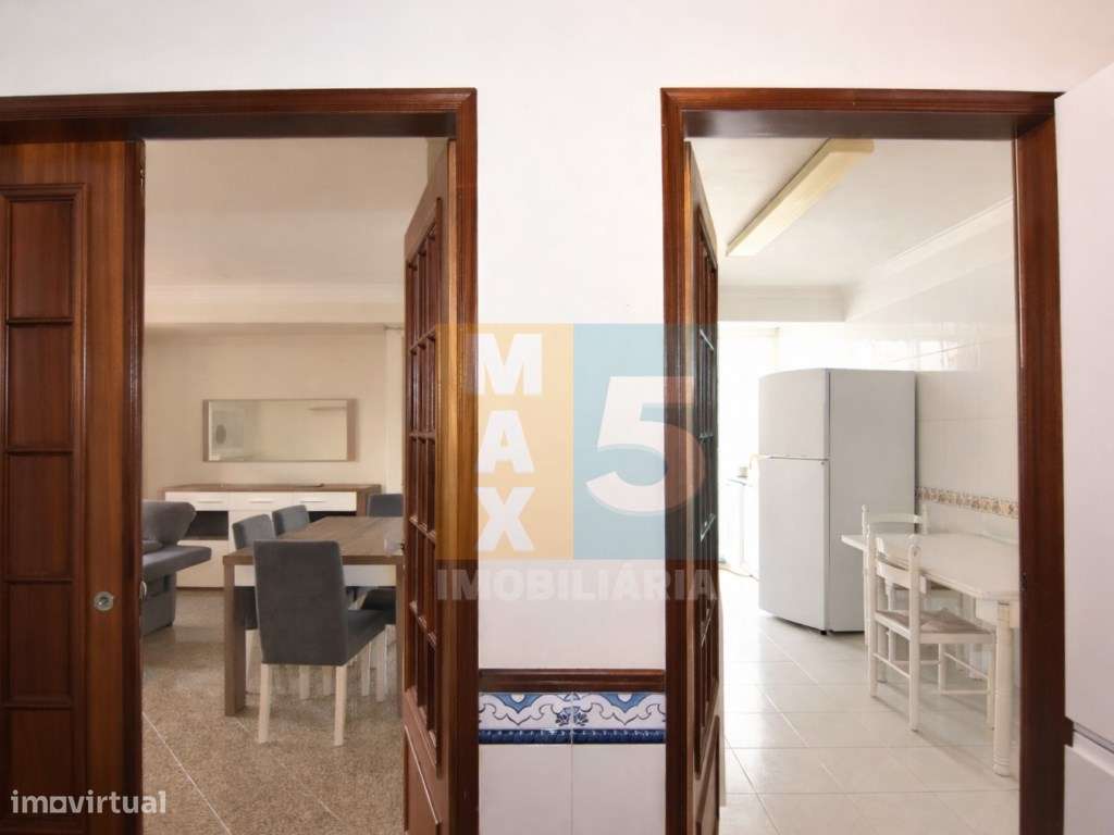 T3 com garagem, varandas e arrecadação - Centro Tomar-5