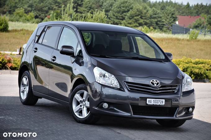 Toyota Verso 1.8 Sol EU5 MS - 1