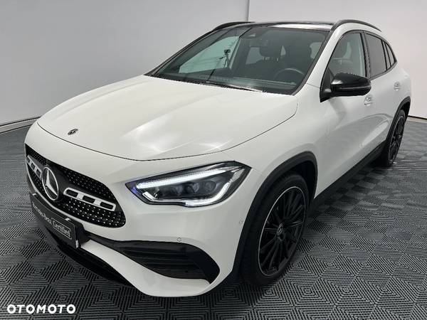 Mercedes-Benz GLA 250 4-Matic AMG Line - 26