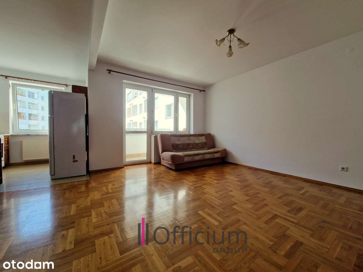 Sprzedam, 3-pok. obok ronda Wiatraczna-0