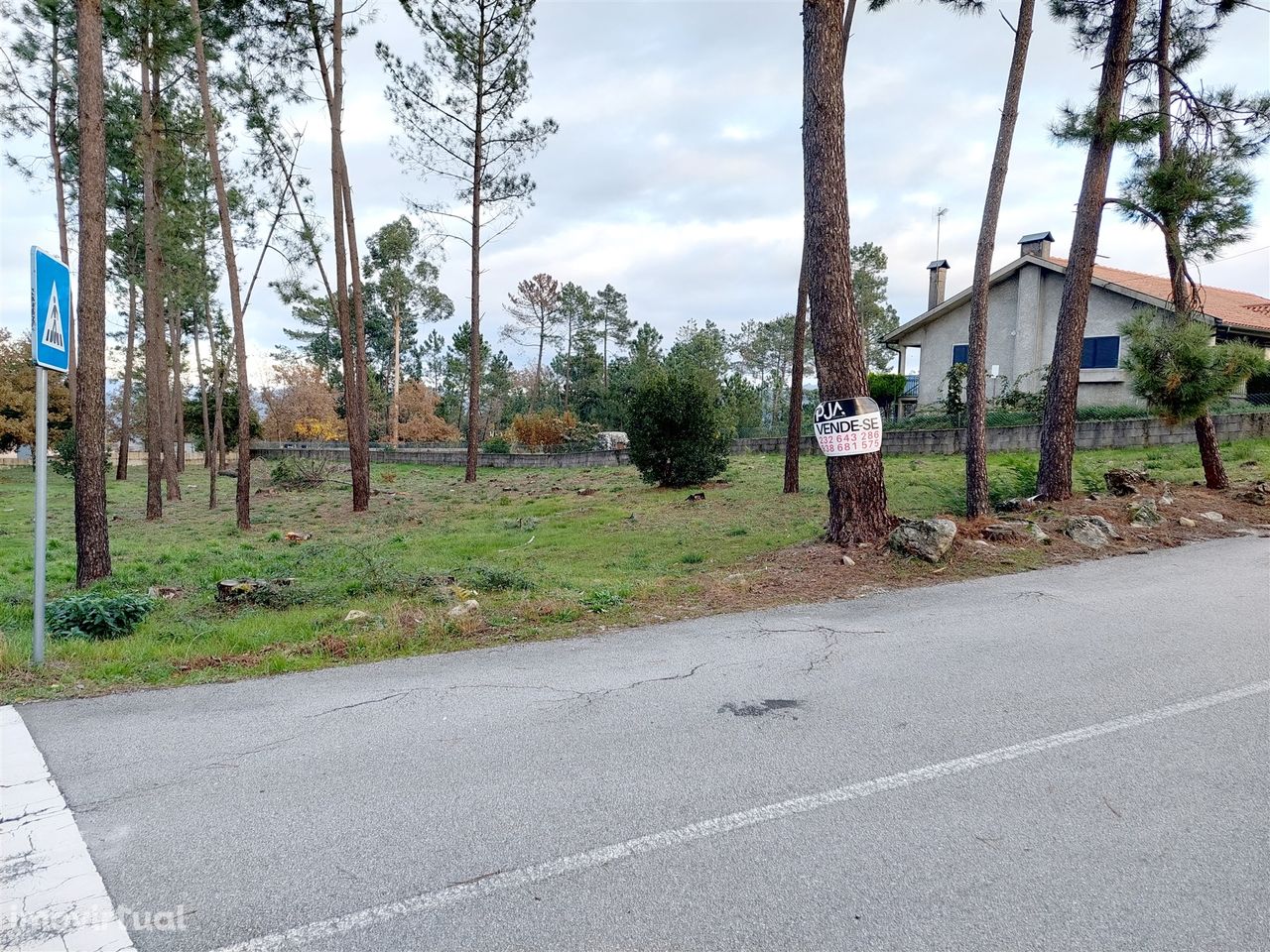 Terreno com viabilidade construtiva em Quintela de Azurara, Mangualde