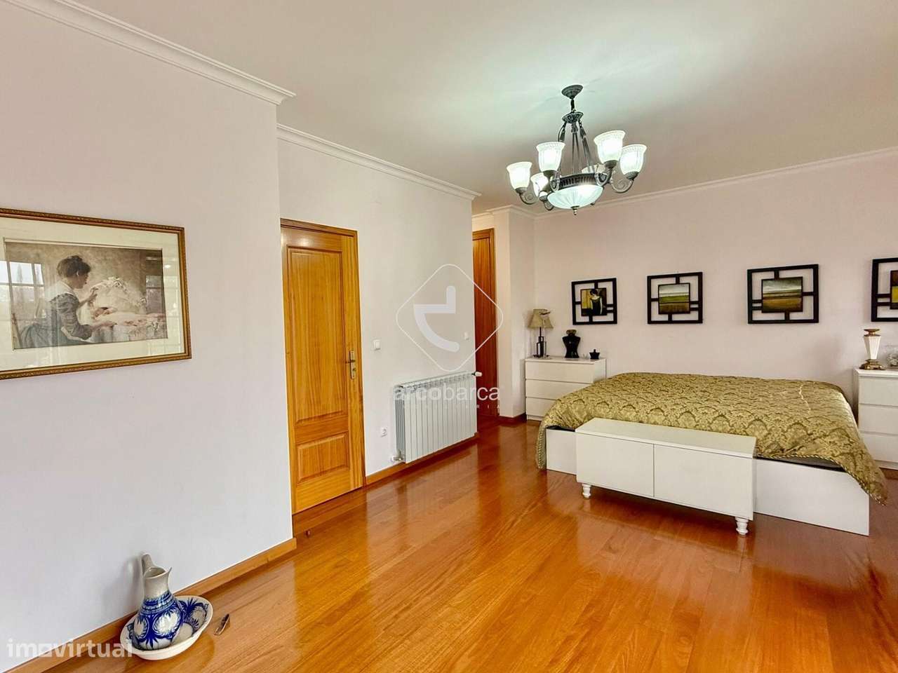 Moradia T4 com piscina - Arcos de Valdevez-24