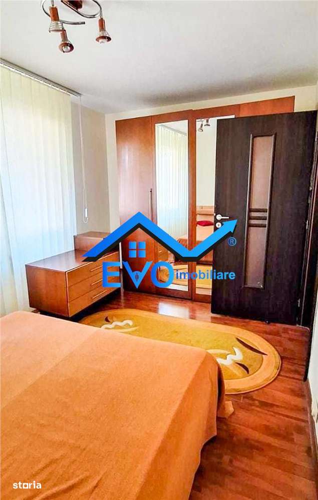 Apartament cu 2 camere, prima inchiriere, zona Podu Ros - Imagine principală: 4/8