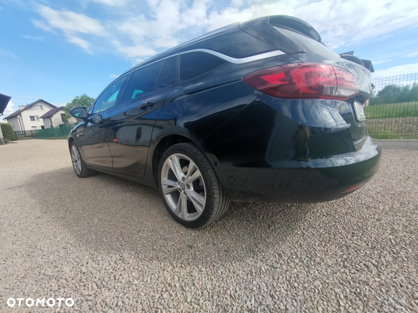 Opel Astra 1.6 D Start/Stop Sports Tourer Innovation - 11