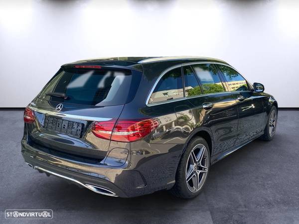 Mercedes-Benz C 300 de AMG Line - 5