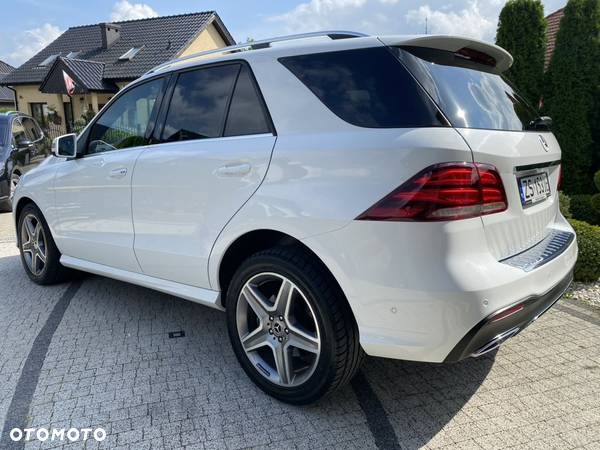 Mercedes-Benz GLE 250 d 4-Matic - 25