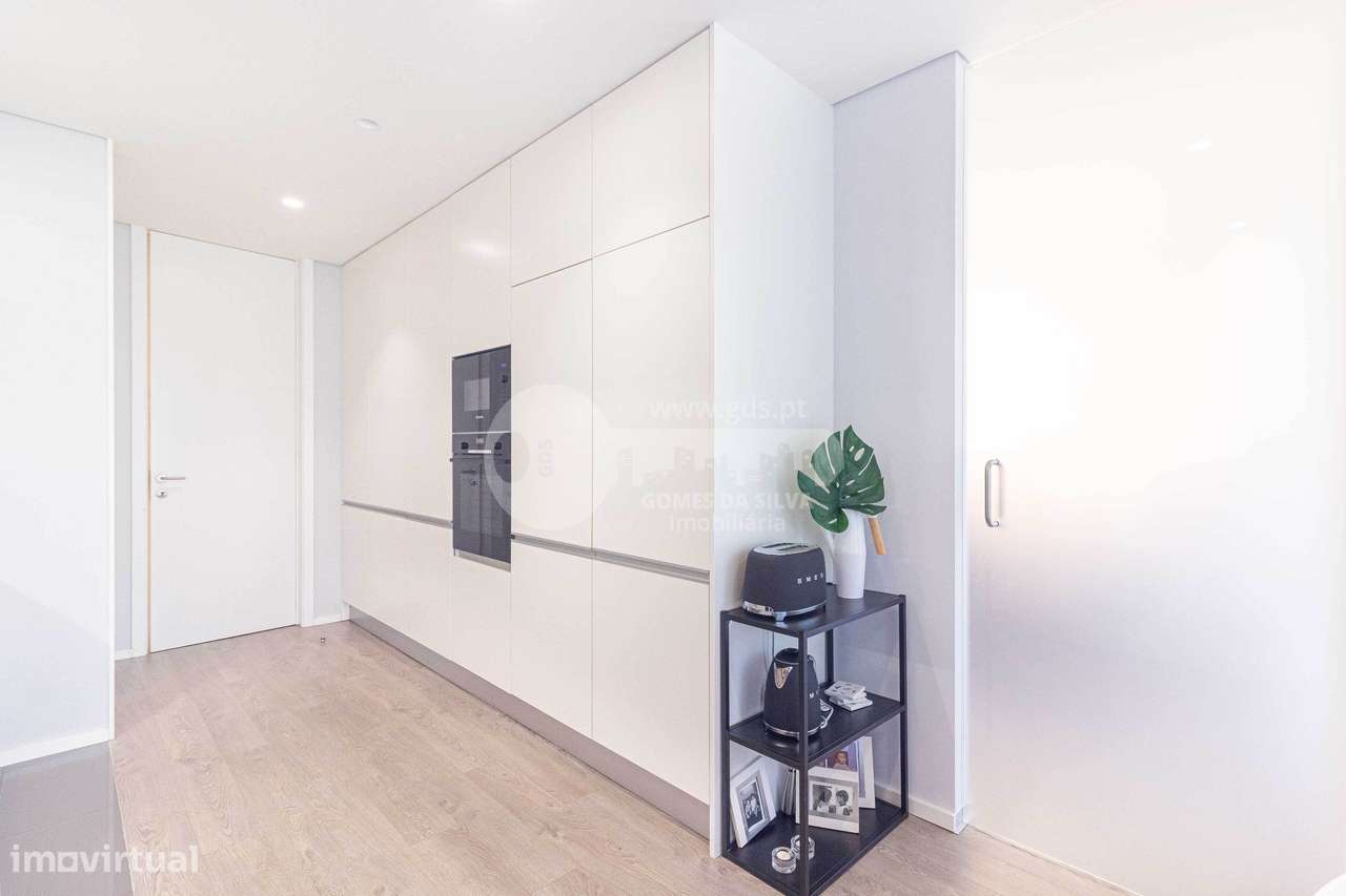 Apartamento T3 na Rua do Passal, Fraião-12