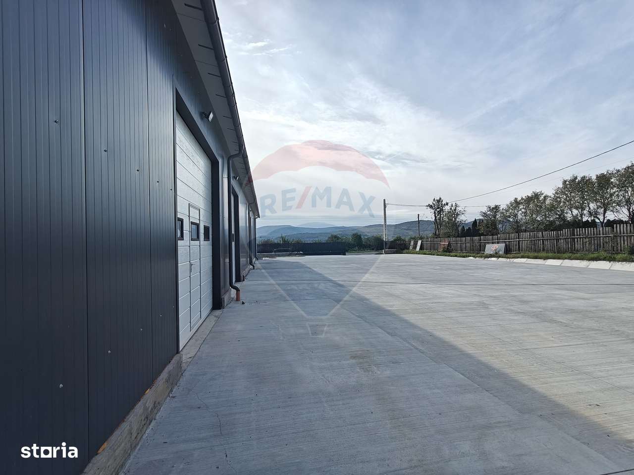 Hala noua 555mp, curte betonata 1000mp, zona de est, de inchiriat - Imagine principală: 5/19
