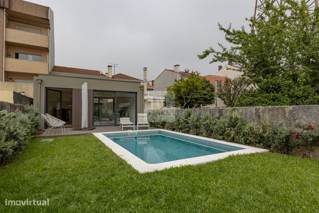 Moradia T3, com jardim e piscina-52