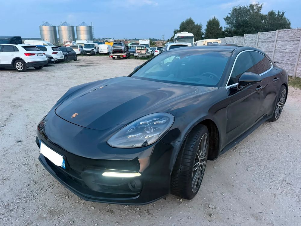 Porsche Panamera 4S E-Hybrid 2021