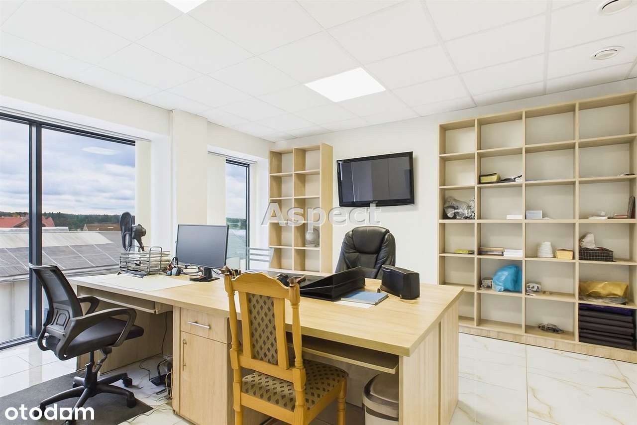 Nowoczesny budynek biurowo-usługowy - Pełny obrazek: 5/20