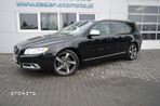 Volvo V70 D2 R-Design - 4