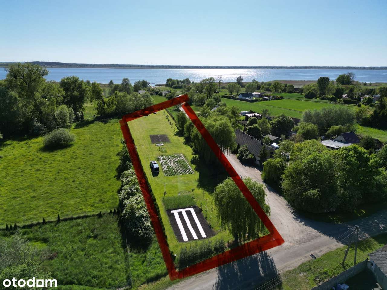 WYJĄTKOWA DZIAŁKA NAD JEZIOREM MIEDWIE – WIERZBNO - Pełny obrazek: 1/2