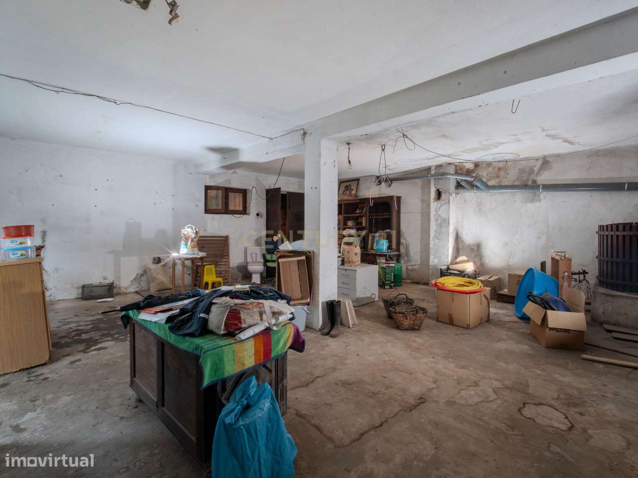 Moradia T3 em Ermesinde com Grande Quintal e Excelente Potencial de In-43