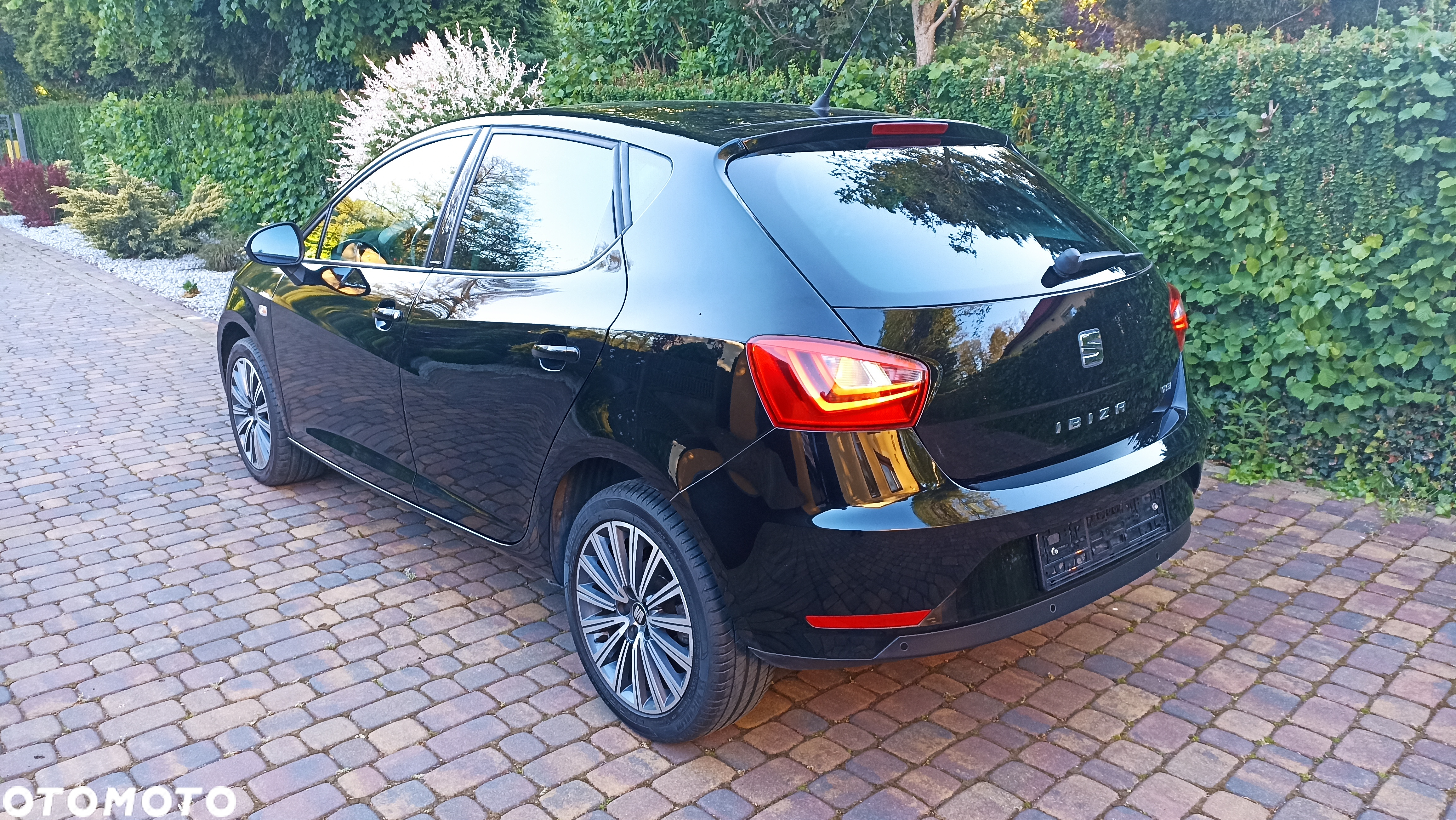 Seat Ibiza 1.2 TSI CONNECT - 4