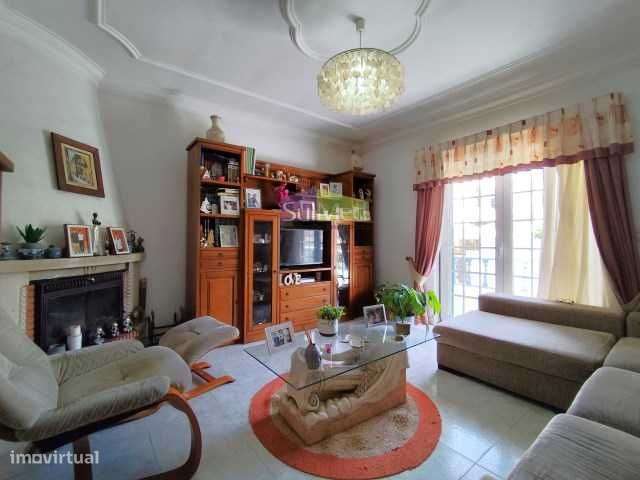 Moradia T3+1 com cave aproveitada, Foros de Amora - Seixal - Grande imagem: 4/12