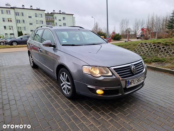 Volkswagen Passat 1.9 TDI Comfortline - 2