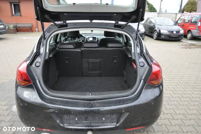 Opel Astra 2.0 CDTI DPF Automatik Sport - 11