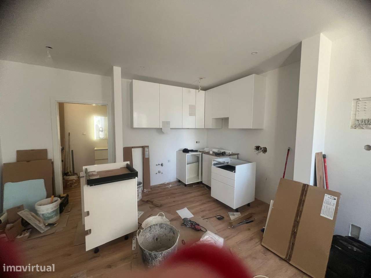 Apartamento T2 Totalmente Renovado no Centro do Algoz - Grande imagem: 4/15