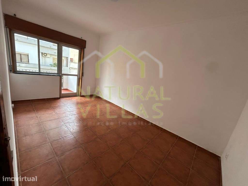 Apartamento T3 com Terraço Fechado em Faro - Grande imagem: 3/10