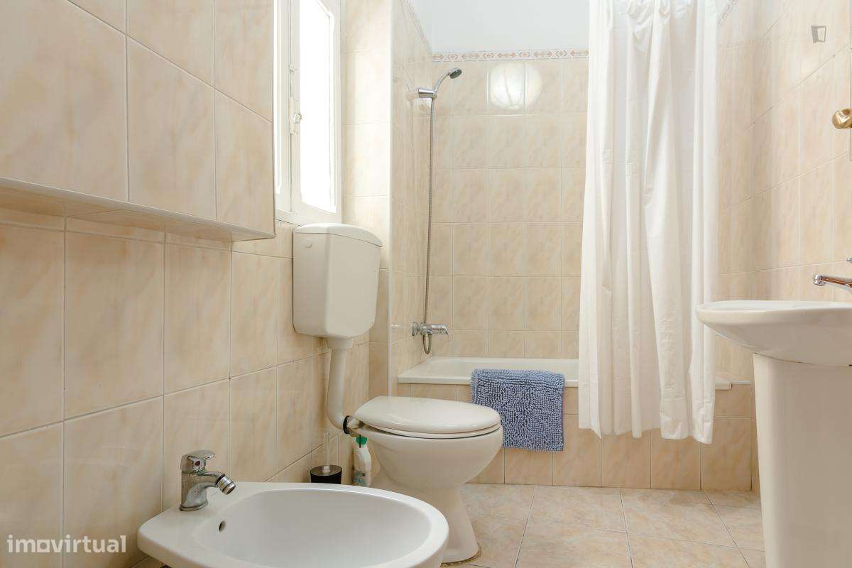 Quarto - localizado em Mouraria Lisbon - Grande imagem: 2/14