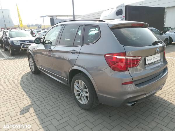 BMW X3 xDrive20d AT Luxury Line - 7