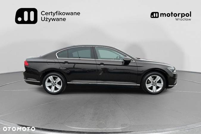 Volkswagen Passat 2.0 TDI EVO Elegance DSG - 15