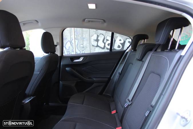 Ford Focus 1.5 TDCi EcoBlue Titanium Aut. - 13