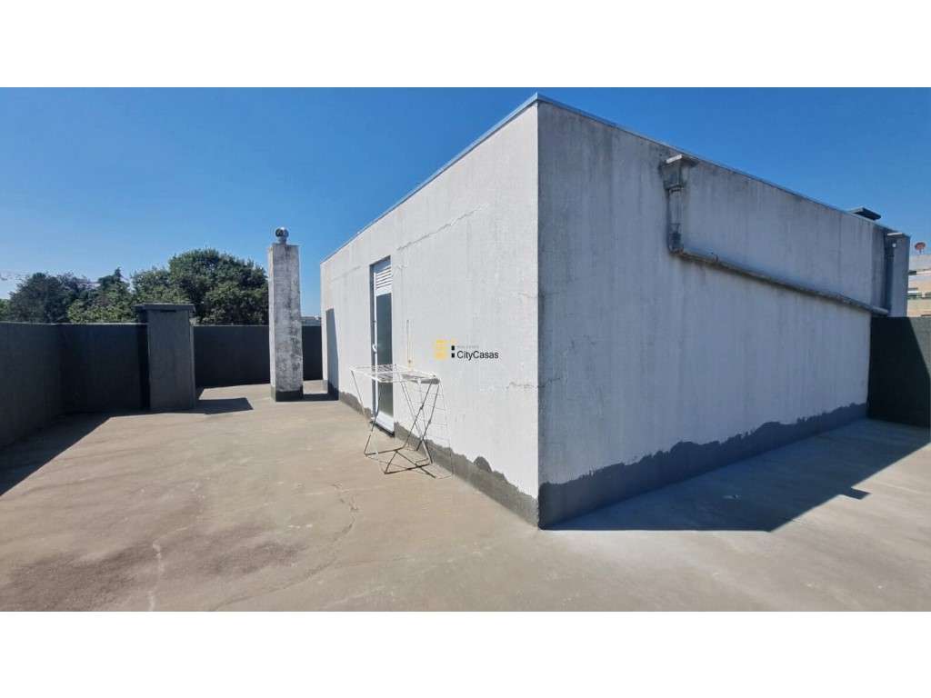 Apartamento T3 c/ L. Garagem | Águas Santas-13