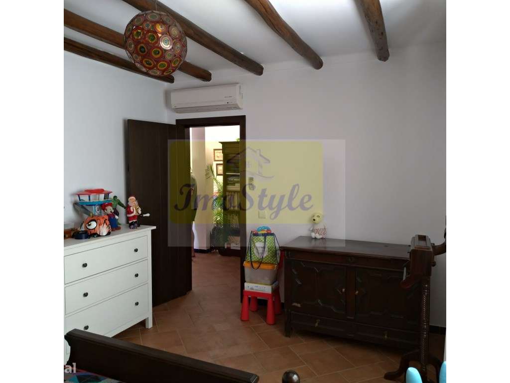 Moradia isolada com cave e apartamento independente em Castro Marim-29