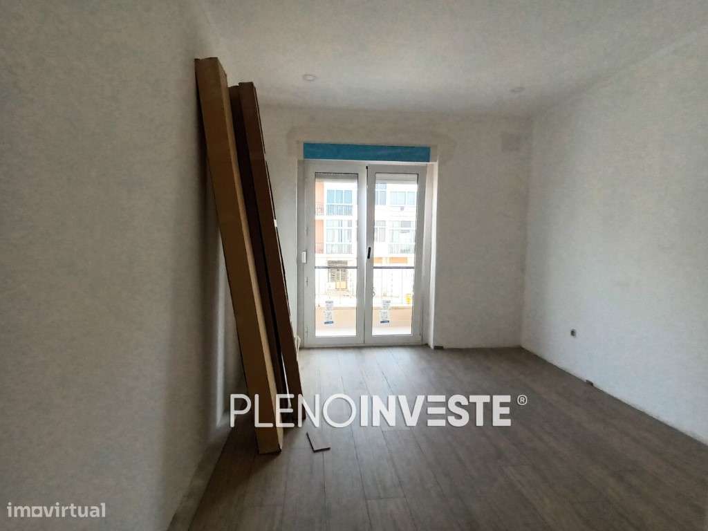 T2 Remodelado na Torre da Marinha - Grande imagem: 5/15