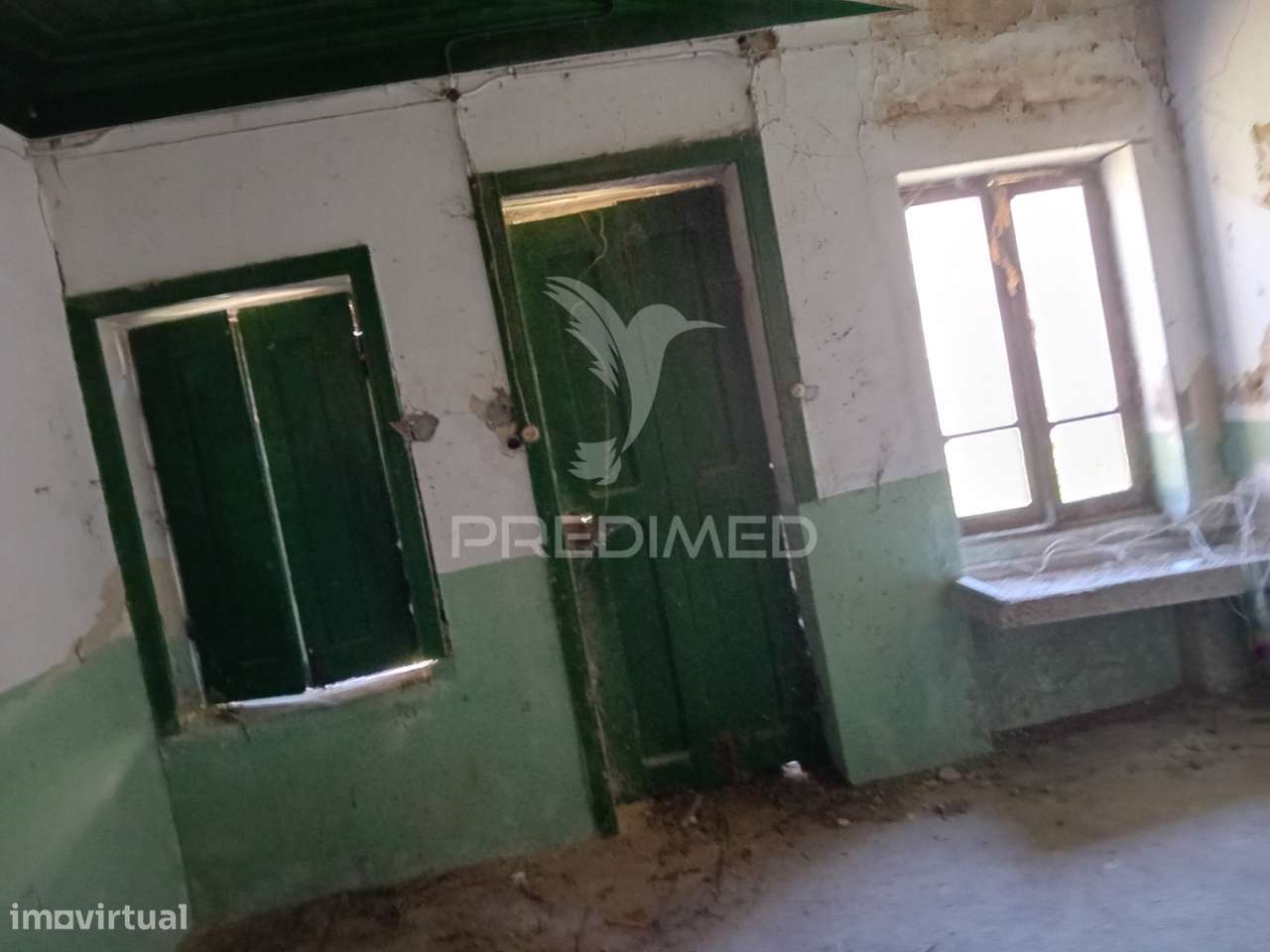Moradia T4 em Mataduços para Restauro - Grande imagem: 3/7